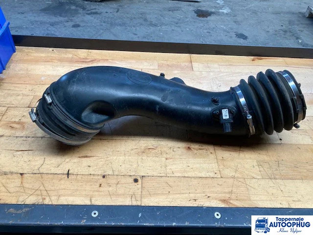 Scania Indsugnings rør Scania 2275669 - Suku Cadang Mesin untuk Truk: gambar 1 Scania Indsugnings rør Scania 2275669 - Suku Cadang Mesin untuk Truk: gambar 1