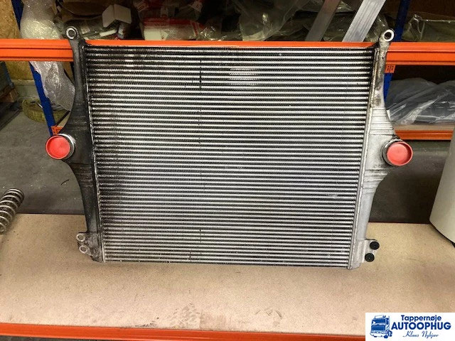 Scania Intercooler Scania 2898837 - Suku Cadang Mesin untuk Truk: gambar 1 Scania Intercooler Scania 2898837 - Suku Cadang Mesin untuk Truk: gambar 1