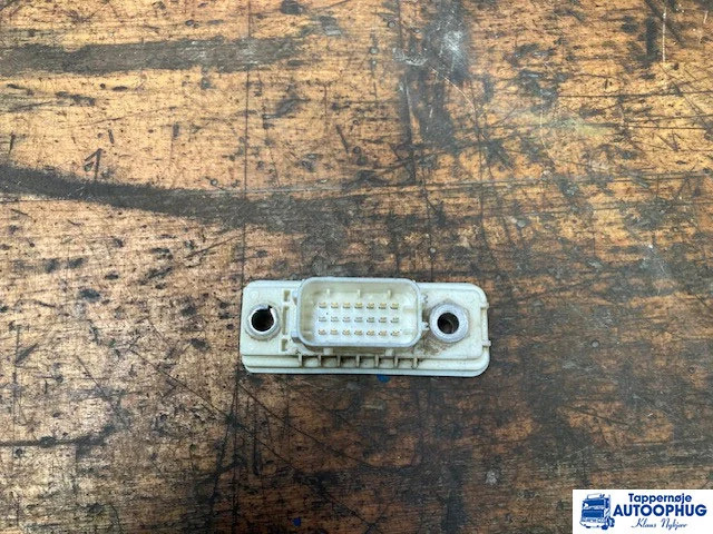 Scania Junction block – Scania 2734889 - Sistem listrik untuk Truk: gambar 1 Scania Junction block – Scania 2734889 - Sistem listrik untuk Truk: gambar 1