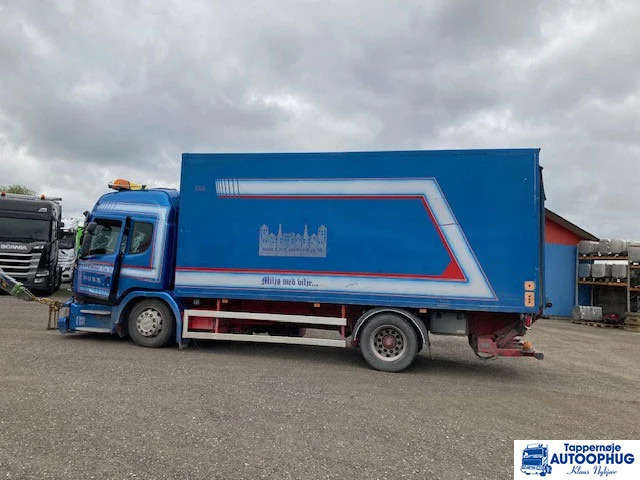 Scania P320 4X2 - Truk box: gambar 5 Scania P320 4X2 - Truk box: gambar 5