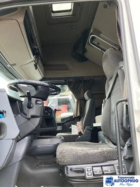 Scania R520 6X2 Retarder - Tractor head: gambar 3 Scania R520 6X2 Retarder - Tractor head: gambar 3