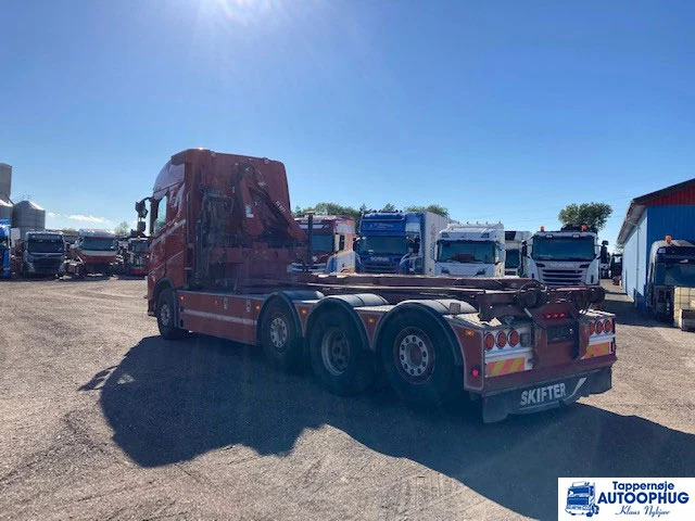 Volvo FH500 8X2 HIAB 077 - Pengangkut kontainer/ Container truck, Truk derek: gambar 5 Volvo FH500 8X2 HIAB 077 - Pengangkut kontainer/ Container truck, Truk derek: gambar 5
