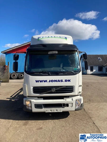 Volvo FL240 euro5 - Truk flatbed: gambar 1 Volvo FL240 euro5 - Truk flatbed: gambar 1