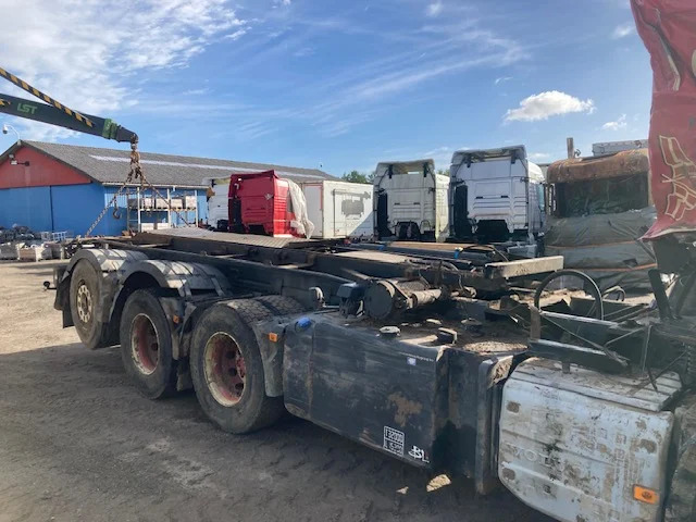 Volvo FMX 540 8X4 - Pengangkut kontainer/ Container truck: gambar 3 Volvo FMX 540 8X4 - Pengangkut kontainer/ Container truck: gambar 3