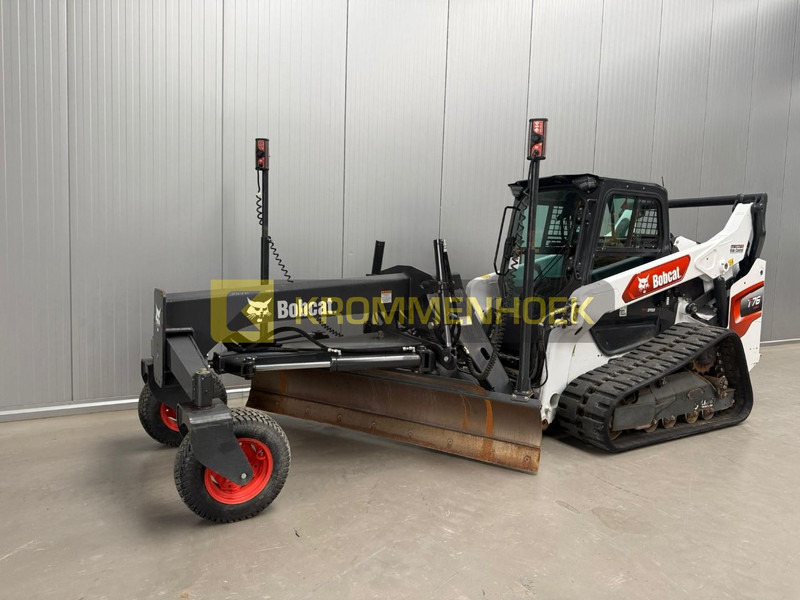 Bobcat T 76 Laser Grader 244 cm HD - Skid steer: gambar 2 Bobcat T 76 Laser Grader 244 cm HD - Skid steer: gambar 2