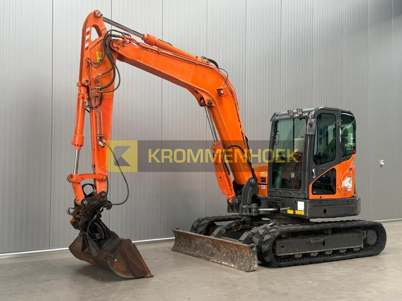 Doosan DX 85R-3 - Ekskavator mini: gambar 2 Doosan DX 85R-3 - Ekskavator mini: gambar 2