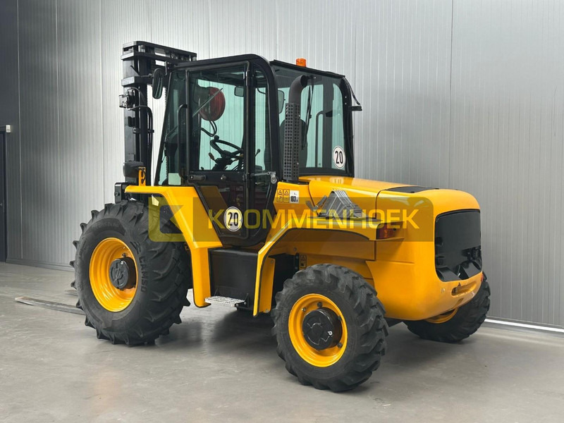 JCB 940 - Forklift medan kasar: gambar 3 JCB 940 - Forklift medan kasar: gambar 3