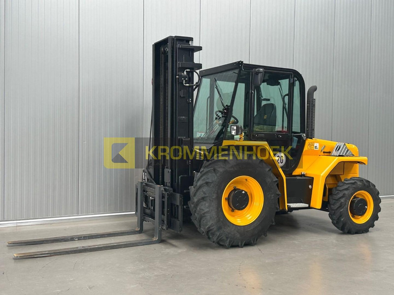 JCB 940 - Forklift medan kasar: gambar 2 JCB 940 - Forklift medan kasar: gambar 2