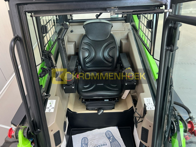 Skid steer KOVACO Elise 900 Zero Emission: gambar 11