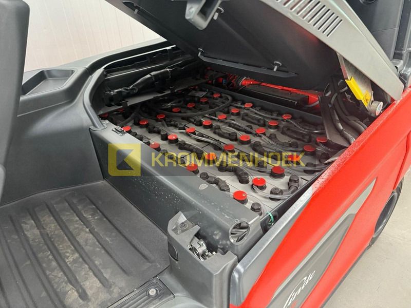 Forklift listrik baru Linde E 25 Triplex 7410 mm: gambar 17