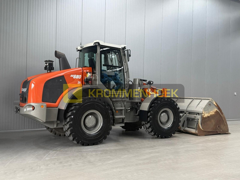 Weycor AR 680 - Wheel loader: gambar 4 Weycor AR 680 - Wheel loader: gambar 4