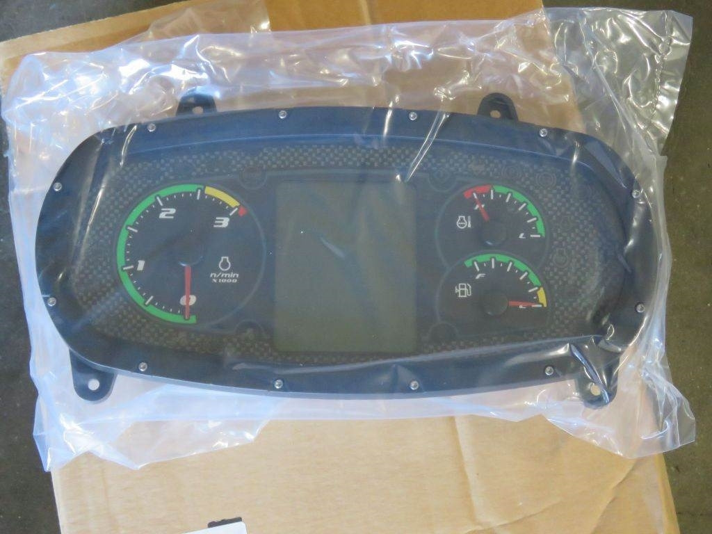Case FARMALL 85C 95C 105C 115C - Dasbor untuk Peralatan pertanian: gambar 3 Case FARMALL 85C 95C 105C 115C - Dasbor untuk Peralatan pertanian: gambar 3