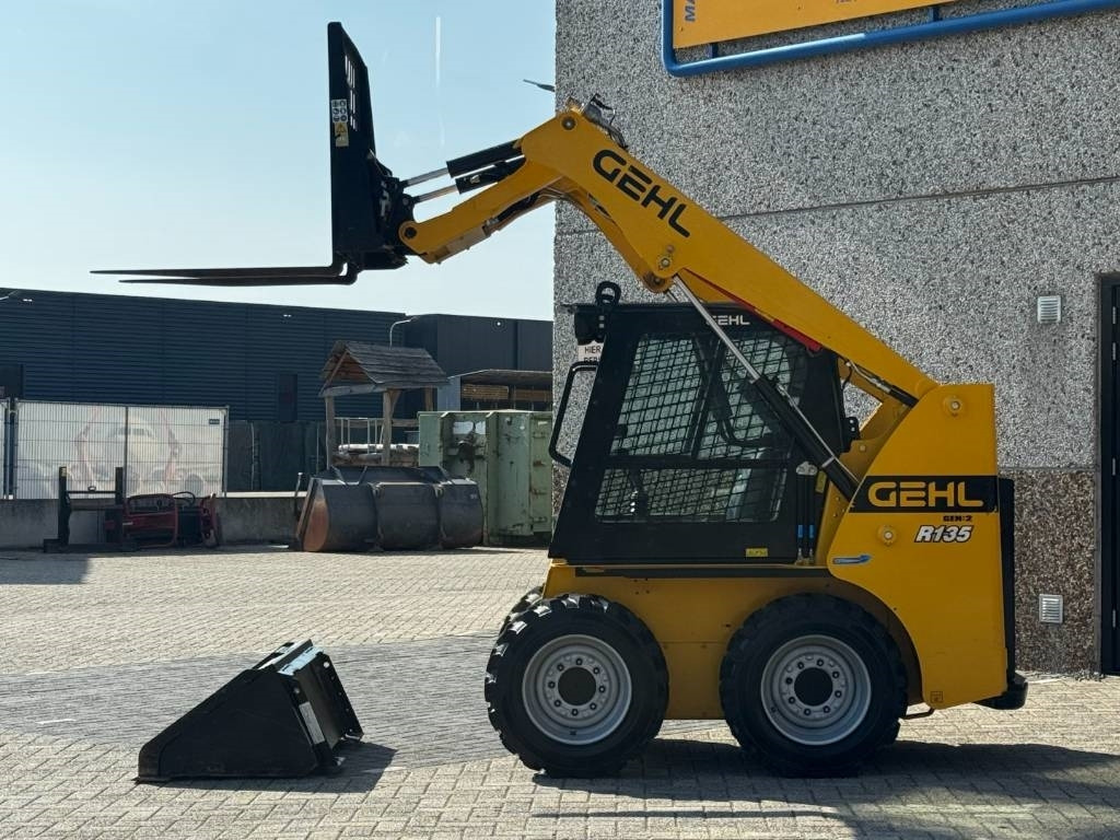 Gehl R135 / Manitou 1350R Skid Steer, 2022 - Skid steer: gambar 2 Gehl R135 / Manitou 1350R Skid Steer, 2022 - Skid steer: gambar 2