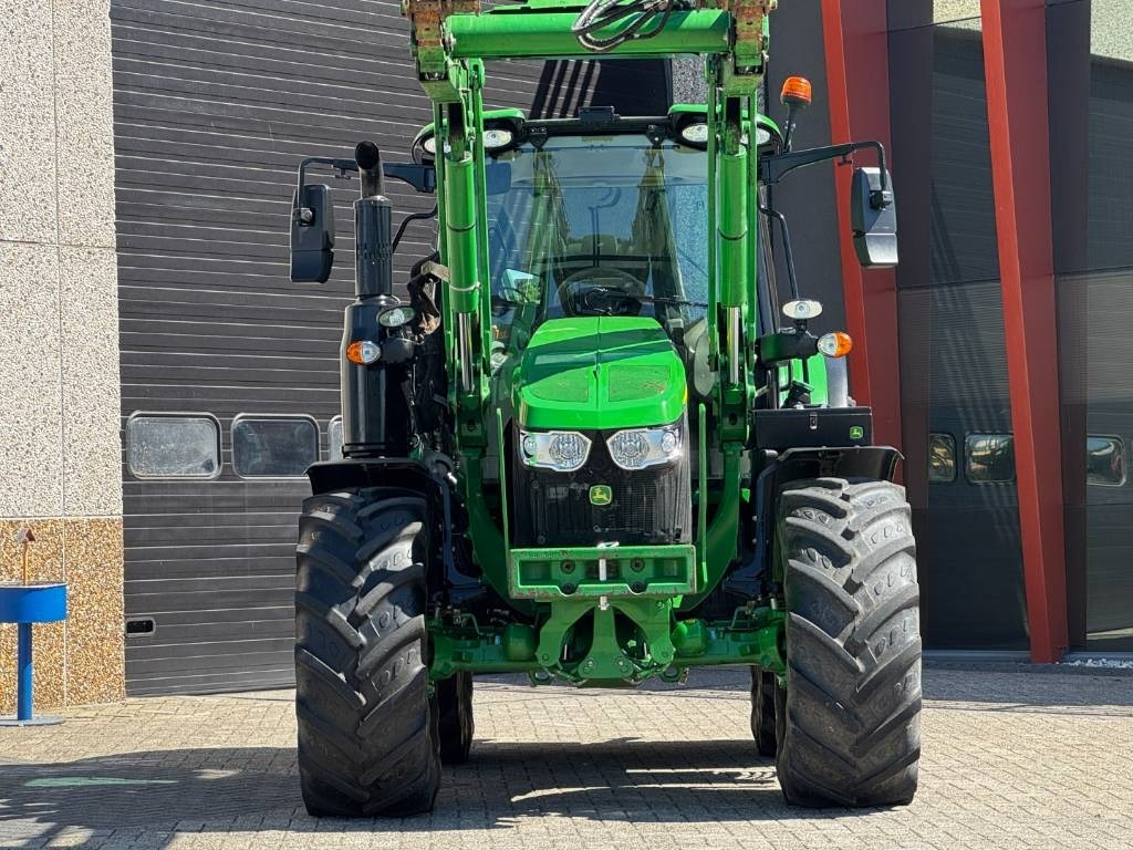 John Deere 6110M, 2021, Auto Power, 623R frontloader!! - Traktor: gambar 3 John Deere 6110M, 2021, Auto Power, 623R frontloader!! - Traktor: gambar 3