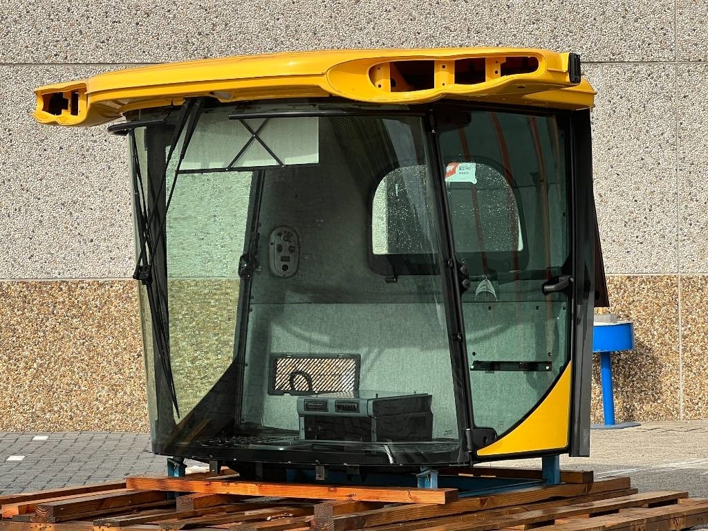 New Holland Cabine - New Holland CR8070, CR8080, CR9070, CR908 - Lampiran pemanen: gambar 2 New Holland Cabine - New Holland CR8070, CR8080, CR9070, CR908 - Lampiran pemanen: gambar 2