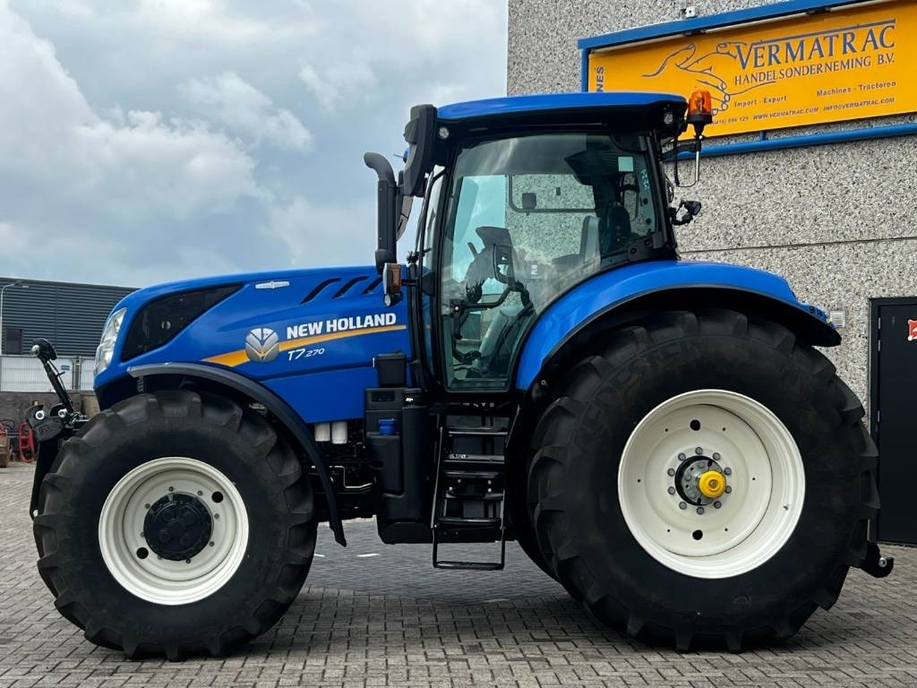 New Holland T7.270 Auto Command - Traktor: gambar 2 New Holland T7.270 Auto Command - Traktor: gambar 2