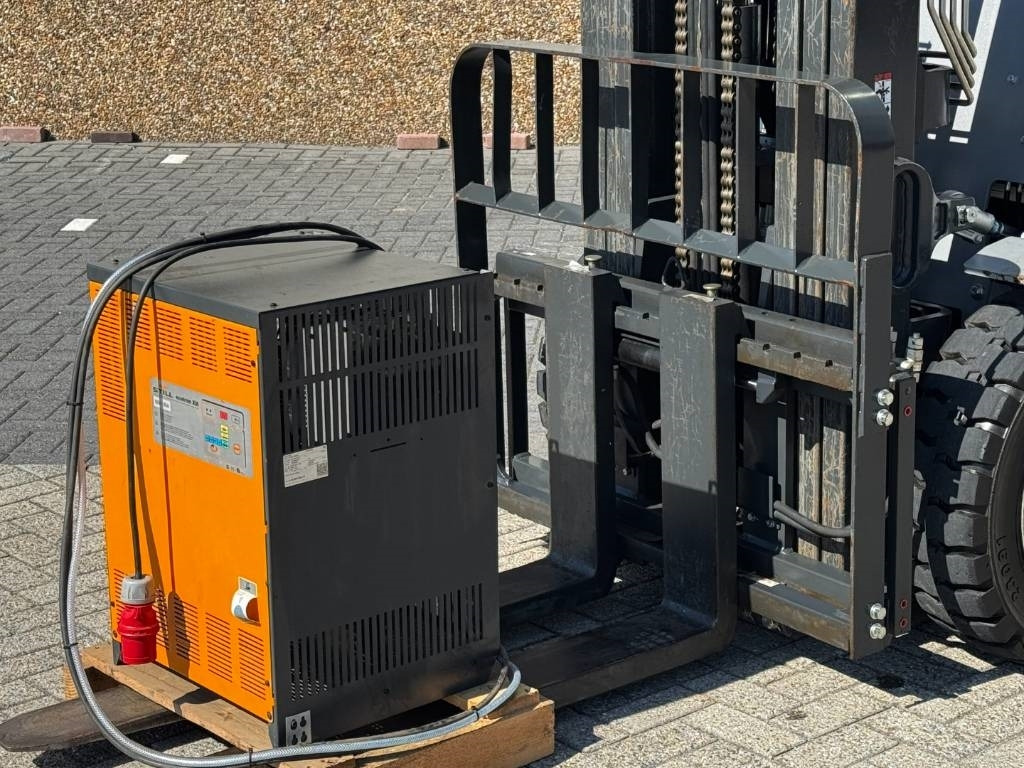 Still RCE35, 2023, 442 hours! - Forklift listrik: gambar 3 Still RCE35, 2023, 442 hours! - Forklift listrik: gambar 3