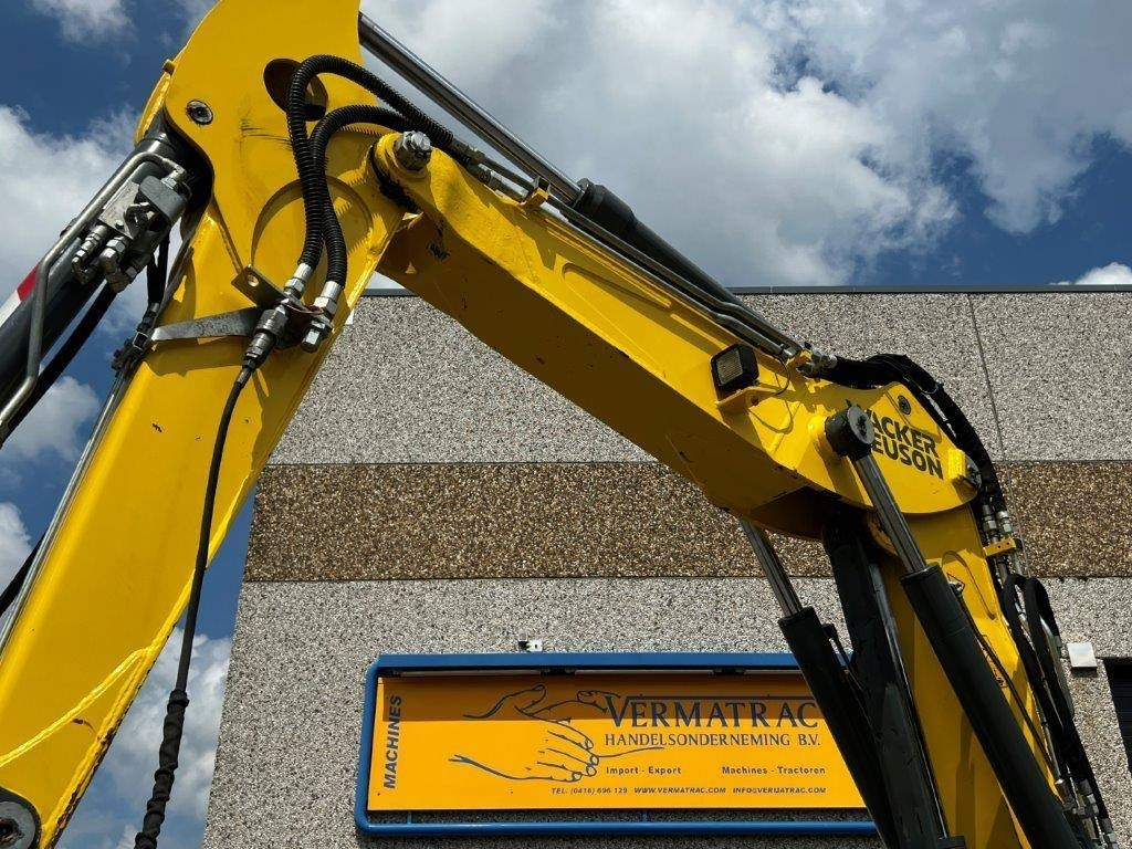 Ekskavator roda Wacker Neuson EW100 – 1376 hours – 2019!!: gambar 22