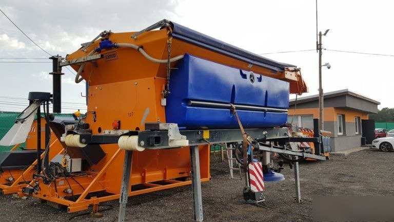 Schmidt Solarko piaskarka SCHMIDT STRATOS 5m3 - Penyebar pasir/ Garam untuk Kendaraan Kota/ Khusus: gambar 4 Schmidt Solarko piaskarka SCHMIDT STRATOS 5m3 - Penyebar pasir/ Garam untuk Kendaraan Kota/ Khusus: gambar 4