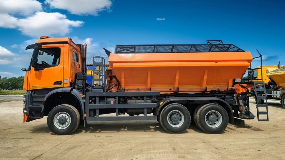 Mercedes-Benz AROCS 3333 6x6 - Truk: gambar 2 Mercedes-Benz AROCS 3333 6x6 - Truk: gambar 2