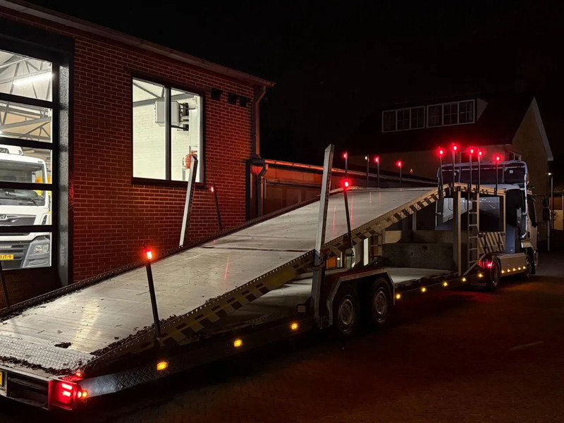 DAF LF 230 Autotransporter Showtruck 4/5 Lader 3 Seats Camera - Truk pengangkut mobil: gambar 2 DAF LF 230 Autotransporter Showtruck 4/5 Lader 3 Seats Camera - Truk pengangkut mobil: gambar 2