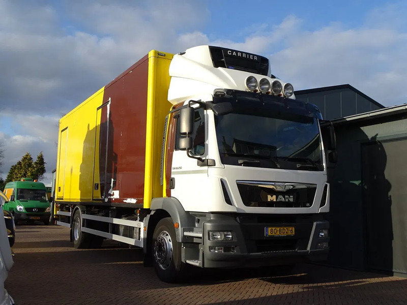 MAN TGM 18.250 E6 CARR SUP 750 CAM LBW 2 TON LOADCAP 10 TON - Truk isotermal: gambar 1 MAN TGM 18.250 E6 CARR SUP 750 CAM LBW 2 TON LOADCAP 10 TON - Truk isotermal: gambar 1