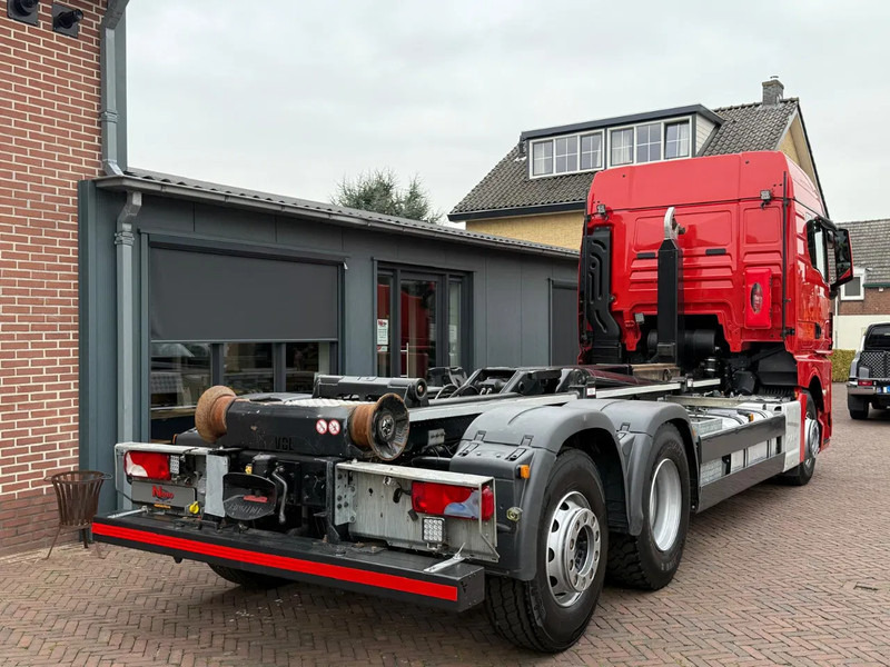 MAN TGX 26.470 Haakarm Systeem VDL Sleepcabine - Pengangkut kontainer/ Container truck: gambar 5 MAN TGX 26.470 Haakarm Systeem VDL Sleepcabine - Pengangkut kontainer/ Container truck: gambar 5