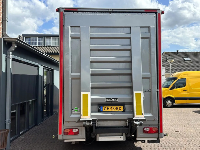 QUALITY TRAILERS Camper 4x bed keuken douche toilet laadklep - Semi-trailer: gambar 4 QUALITY TRAILERS Camper 4x bed keuken douche toilet laadklep - Semi-trailer: gambar 4
