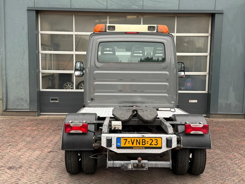 Iveco Daily 35C18 BE TREKKER 3 ZITS EURO 5 12 TON - Tractor head: gambar 5 Iveco Daily 35C18 BE TREKKER 3 ZITS EURO 5 12 TON - Tractor head: gambar 5