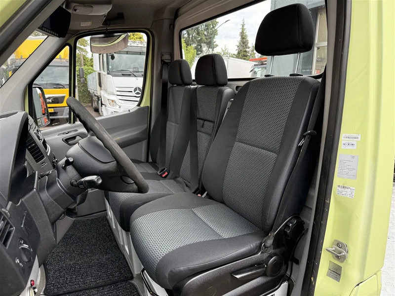 Mercedes-Benz Sprinter 519 3.0 V6 EURO 5 Be Trekker 3 Zits Cruise 8.8 Ton - Tractor head: gambar 3 Mercedes-Benz Sprinter 519 3.0 V6 EURO 5 Be Trekker 3 Zits Cruise 8.8 Ton - Tractor head: gambar 3