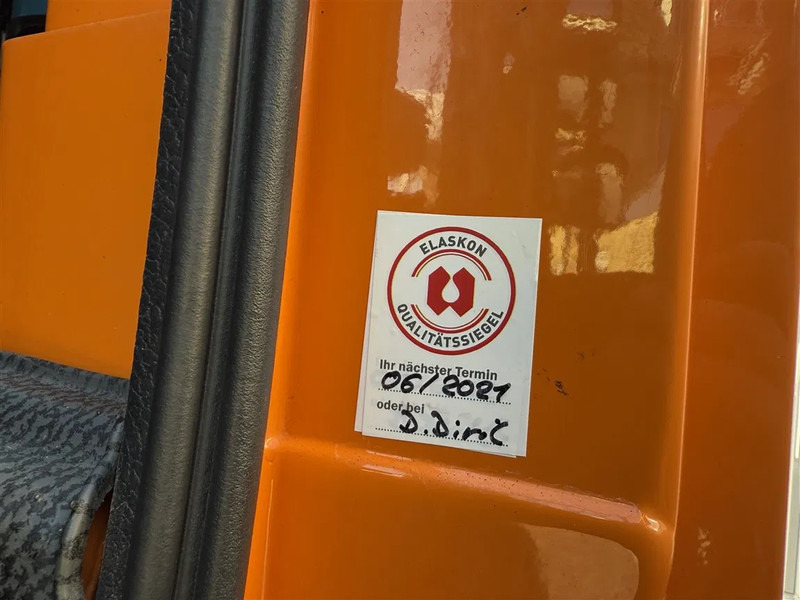 Truk Mercedes-Benz Unimog U 218 Kipper 3 Seats 4WD AGRI Euro 6: gambar 19 Truk Mercedes-Benz Unimog U 218 Kipper 3 Seats 4WD AGRI Euro 6: gambar 19