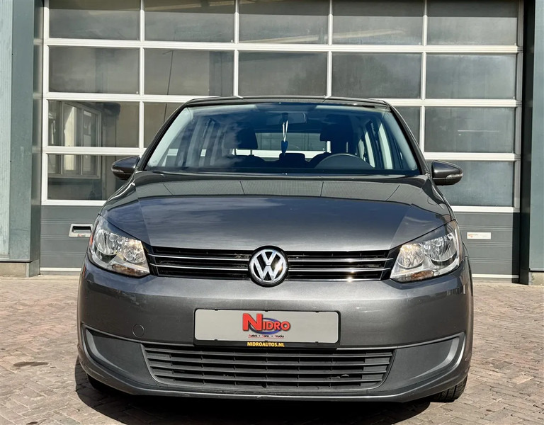 Volkswagen Touran 1.2 TSI 105pk 7 Persoons Lmv Parkeer sensoren - Mobil: gambar 5 Volkswagen Touran 1.2 TSI 105pk 7 Persoons Lmv Parkeer sensoren - Mobil: gambar 5