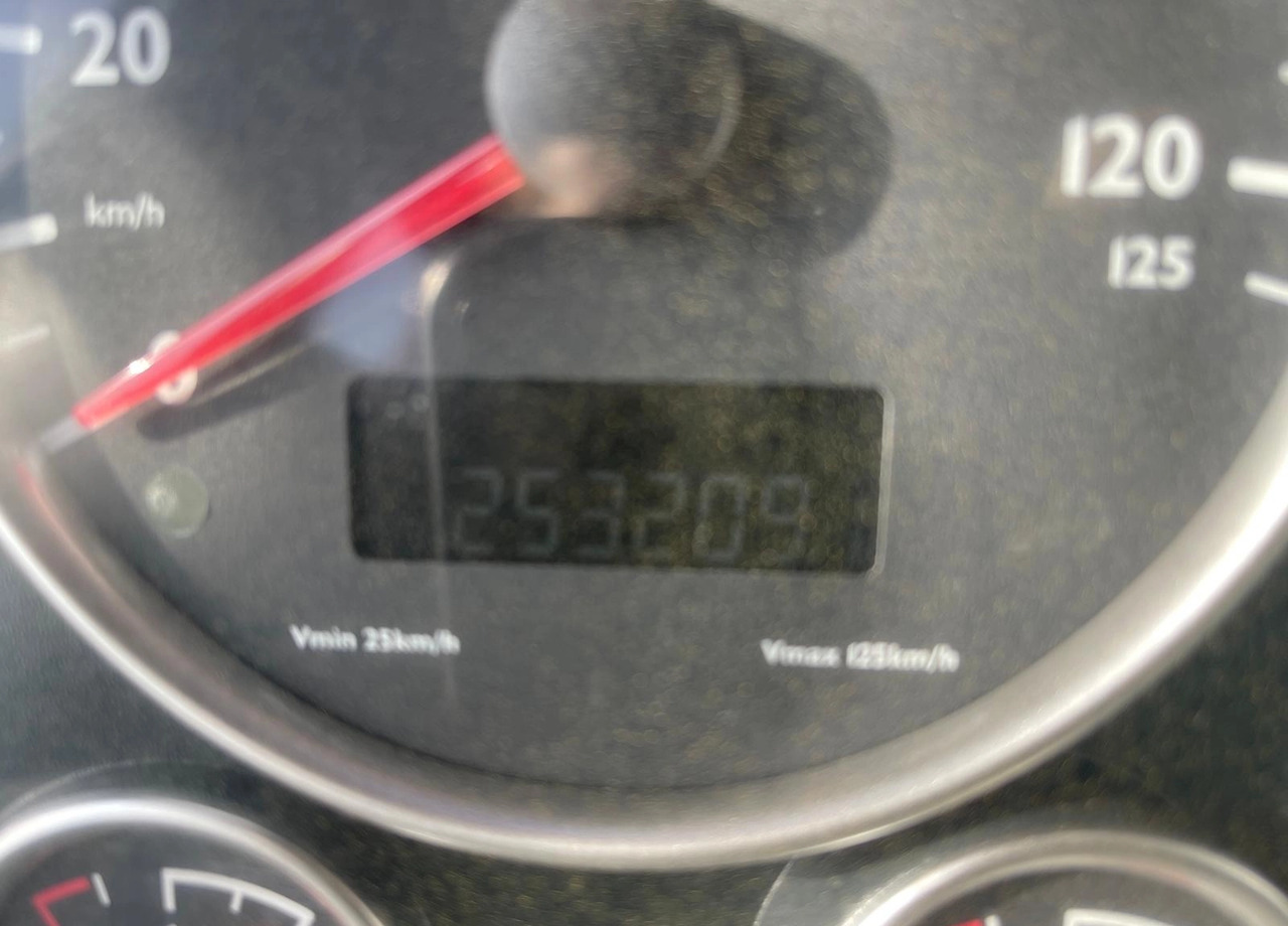 MAN TGA 18.430 - Truk derek: gambar 5 MAN TGA 18.430 - Truk derek: gambar 5