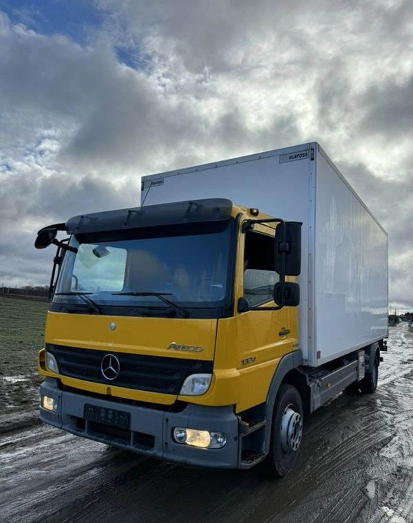 MERCEDES-BENZ ATEGO 1324 Sprowadzony - Truk isotermal: gambar 1 MERCEDES-BENZ ATEGO 1324 Sprowadzony - Truk isotermal: gambar 1
