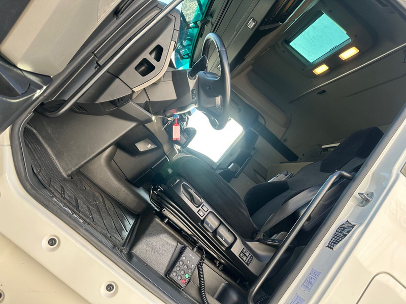 MAN TGX 26.520 LL klima Led - Truk sasis: gambar 5 MAN TGX 26.520 LL klima Led - Truk sasis: gambar 5