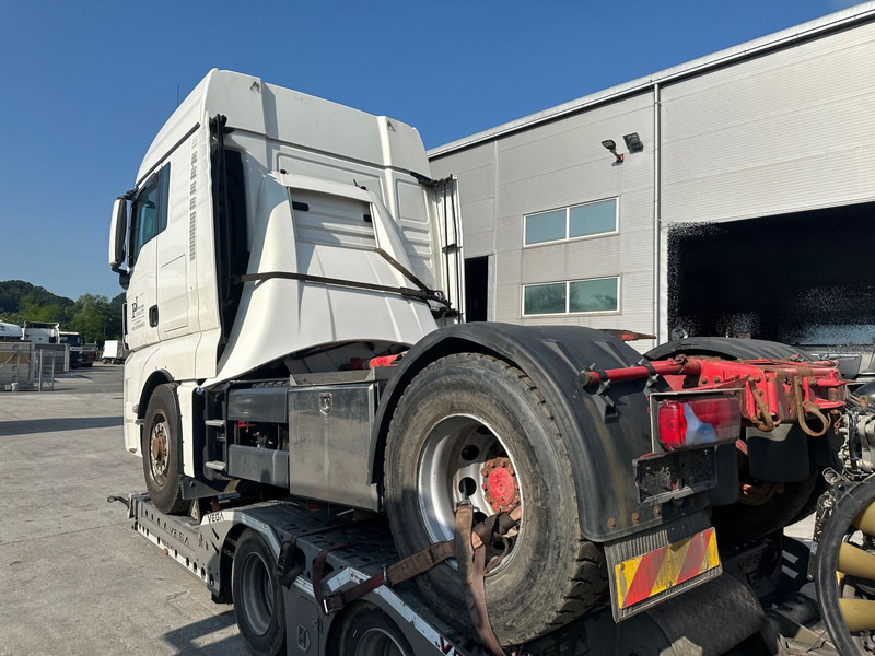 MAN TGX 18.500 4X4 Hydrodrive OKVARA MOTORJA - Tractor head: gambar 3 MAN TGX 18.500 4X4 Hydrodrive OKVARA MOTORJA - Tractor head: gambar 3