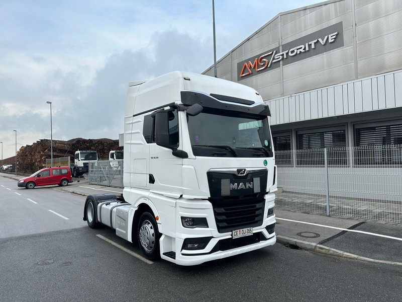 MAN TGX 18.510 4X2 LL SA Intarder Klima ACC - Tractor head: gambar 1 MAN TGX 18.510 4X2 LL SA Intarder Klima ACC - Tractor head: gambar 1