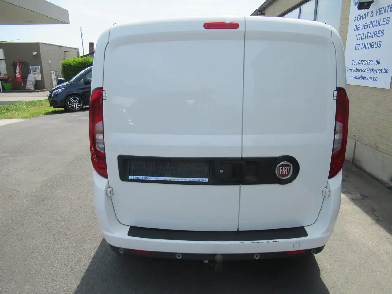 Fiat Doblo 105CV AIRCO,NAVI,CRUISE 9000€+TVA - Van panel: gambar 4 Fiat Doblo 105CV AIRCO,NAVI,CRUISE 9000€+TVA - Van panel: gambar 4