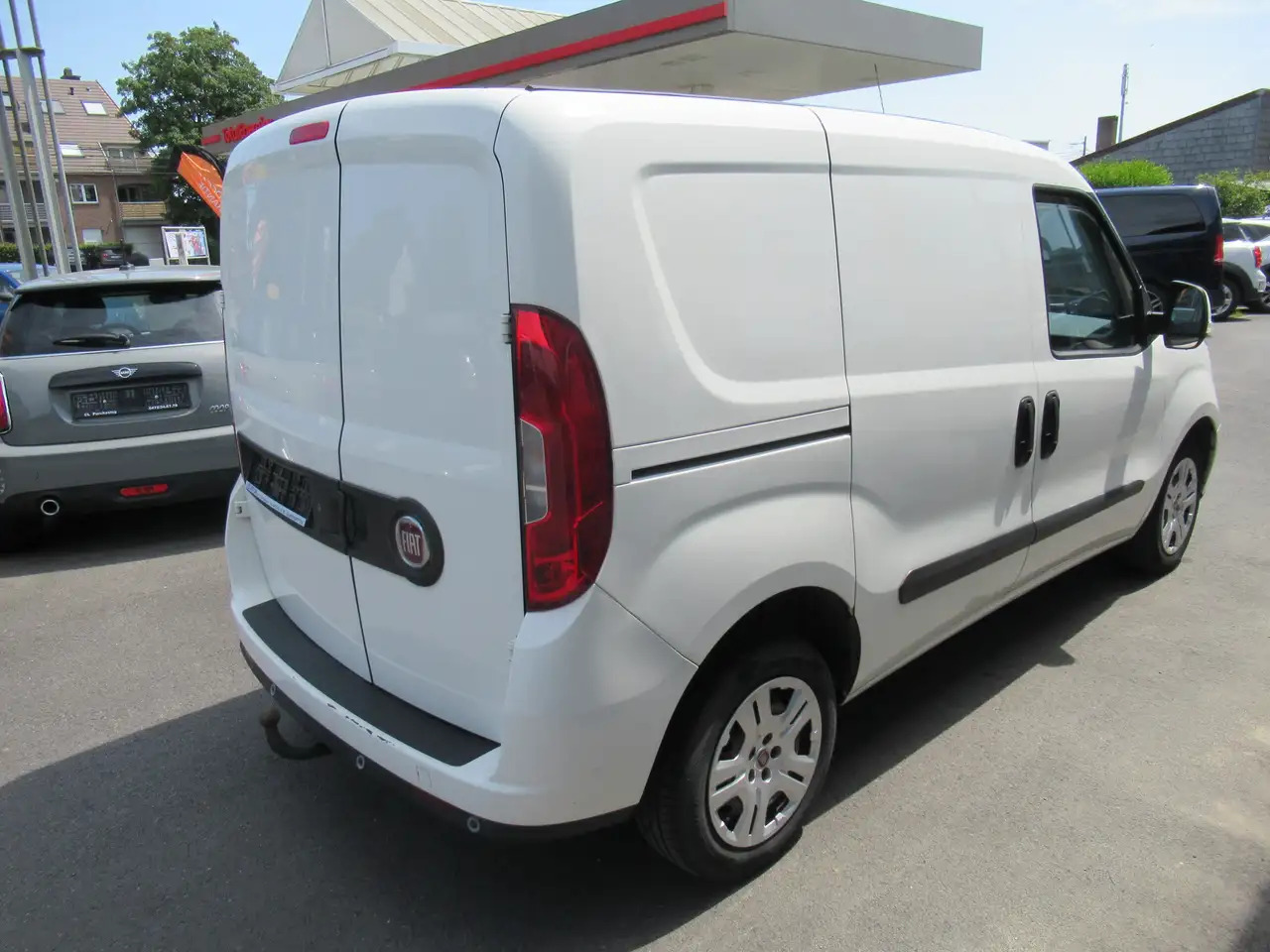 Fiat Doblo 105CV AIRCO,NAVI,CRUISE 9000€+TVA - Van panel: gambar 2 Fiat Doblo 105CV AIRCO,NAVI,CRUISE 9000€+TVA - Van panel: gambar 2