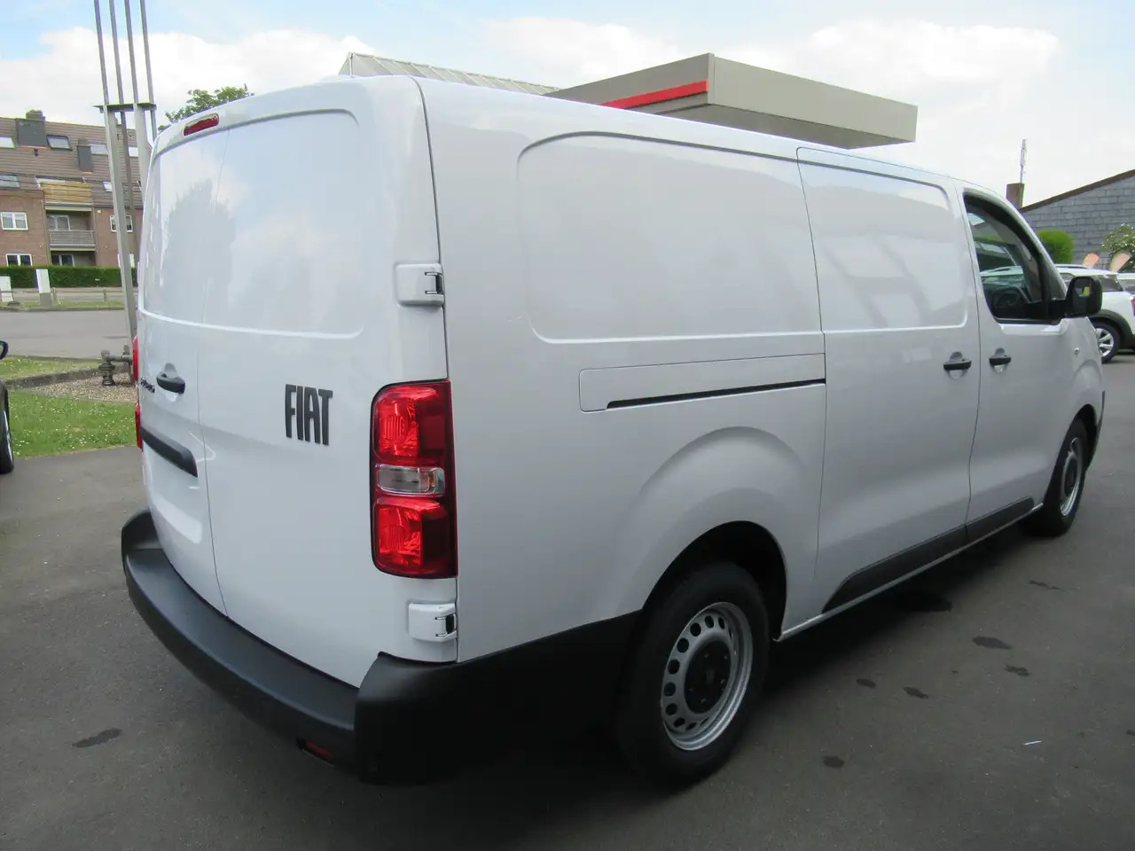 Fiat Scudo L3,bte auto, 145cv, neuf, 25900€+TVA - Van panel: gambar 2 Fiat Scudo L3,bte auto, 145cv, neuf, 25900€+TVA - Van panel: gambar 2