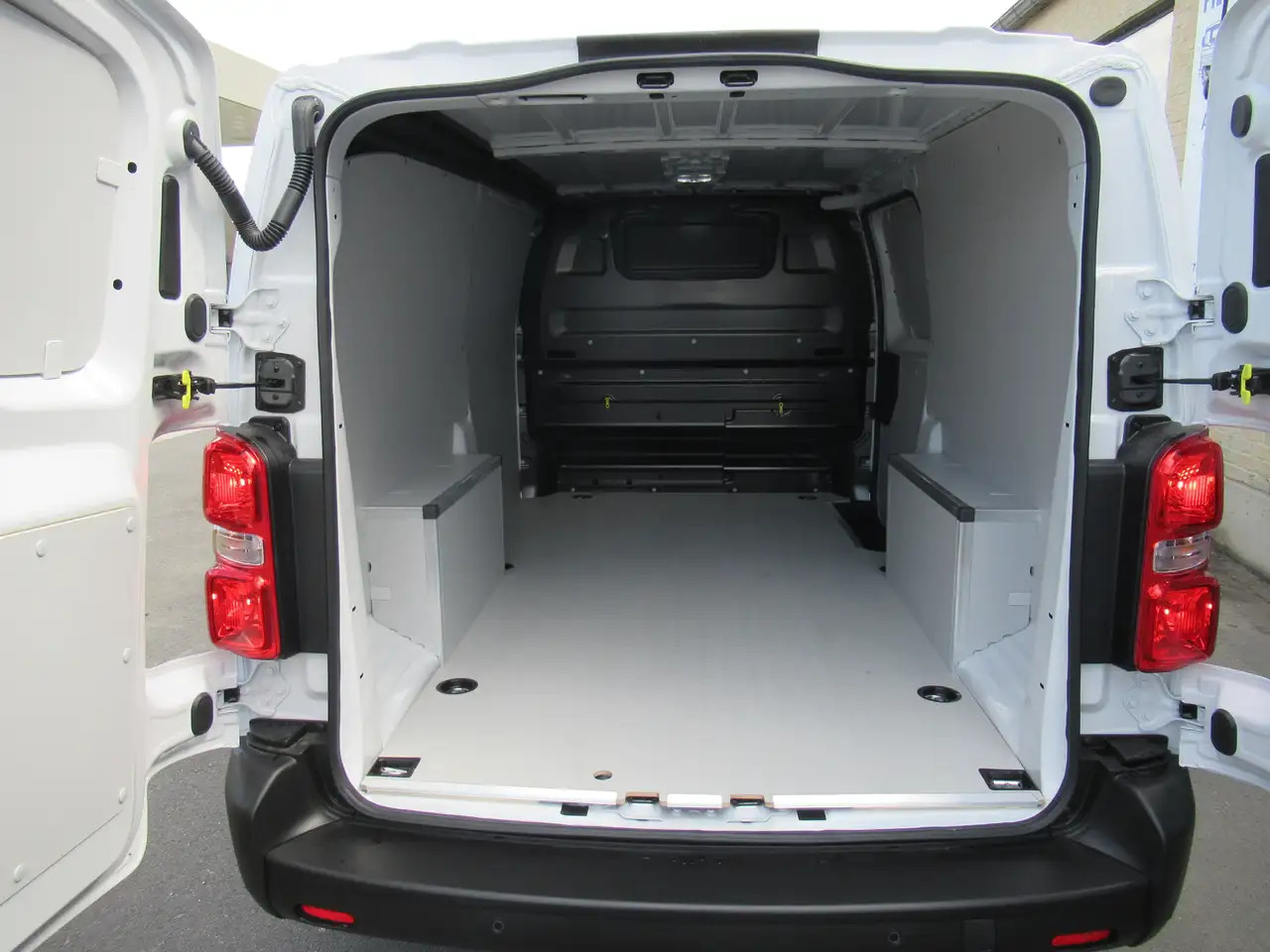 Fiat Scudo L3,bte auto, 145cv, neuf, 25900€+TVA - Van panel: gambar 5 Fiat Scudo L3,bte auto, 145cv, neuf, 25900€+TVA - Van panel: gambar 5
