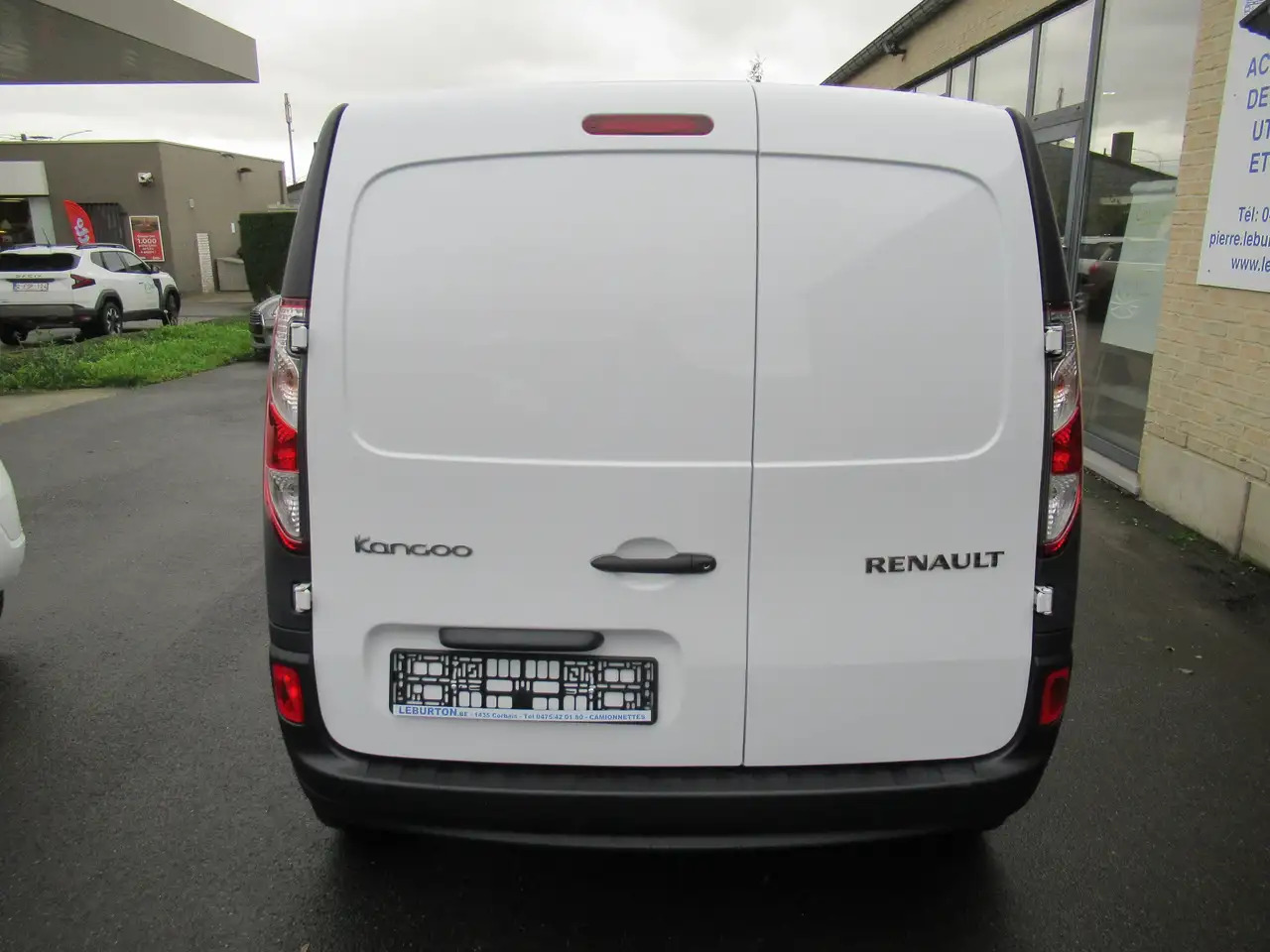 Renault Kangoo 15 DCI GRAND CONFORT CLIM 8250€+TVA/BTW - Van kecil: gambar 4 Renault Kangoo 15 DCI GRAND CONFORT CLIM 8250€+TVA/BTW - Van kecil: gambar 4