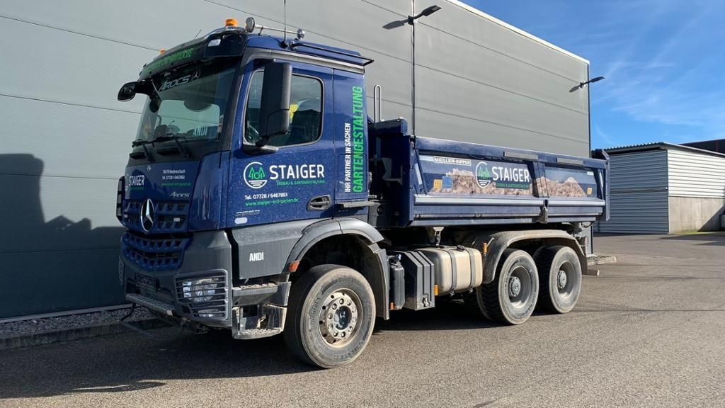 Mercedes-Benz Arocs AHK AUT Kam. KlimaA LM Massage Navi - Truk jungkit: gambar 1 Mercedes-Benz Arocs AHK AUT Kam. KlimaA LM Massage Navi - Truk jungkit: gambar 1