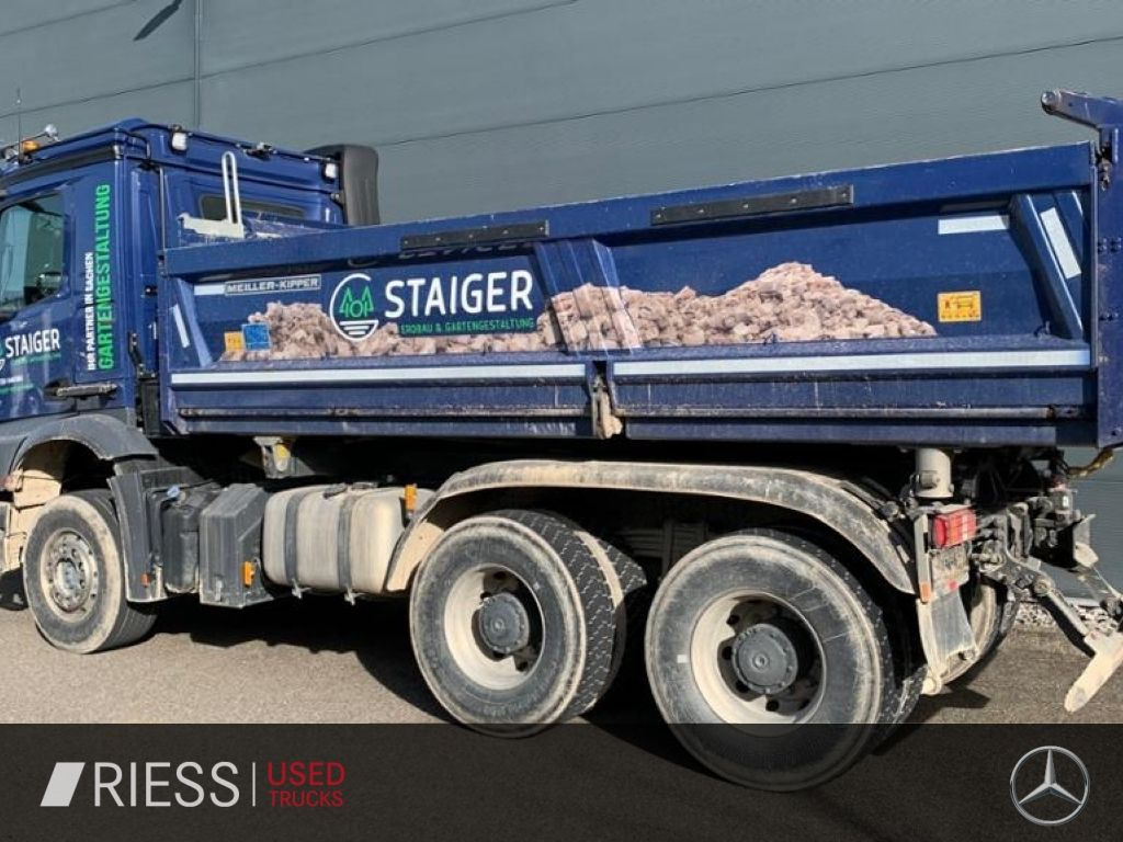 Mercedes-Benz Arocs AHK AUT Kam. KlimaA LM Massage Navi - Truk jungkit: gambar 2 Mercedes-Benz Arocs AHK AUT Kam. KlimaA LM Massage Navi - Truk jungkit: gambar 2