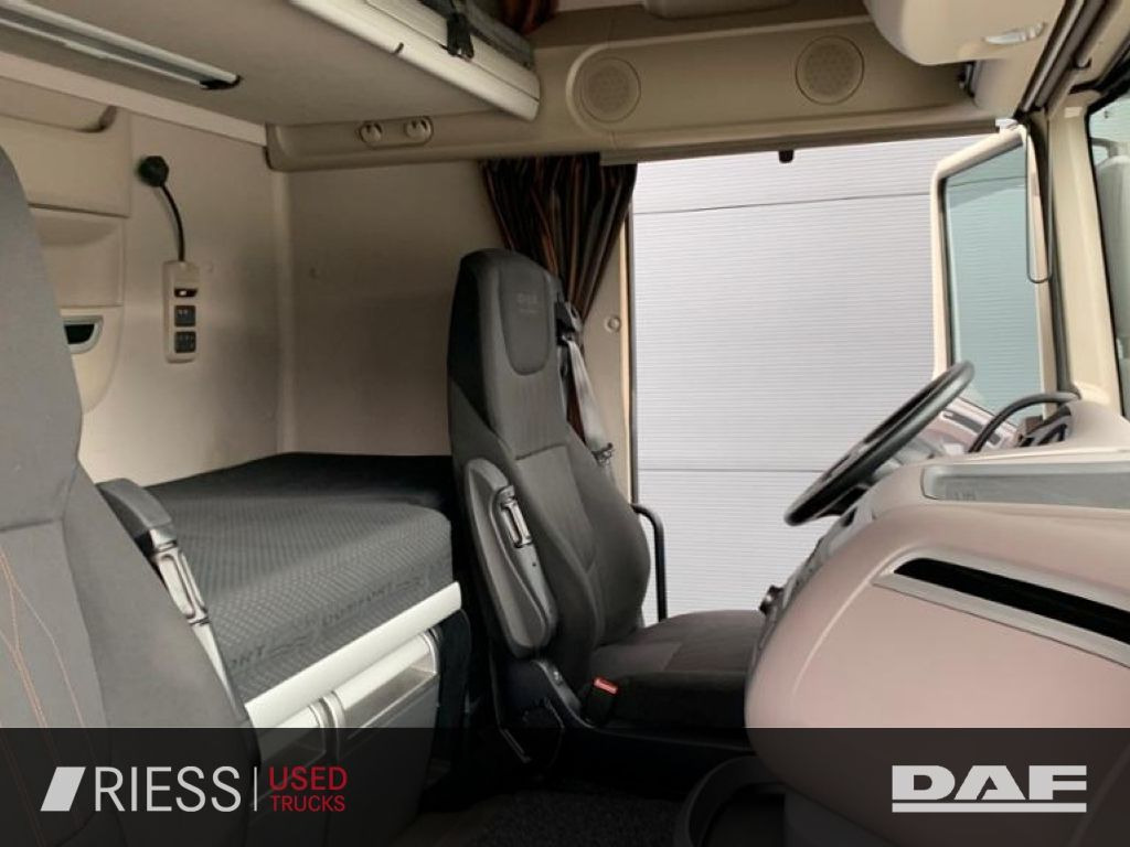 DAF XF 530 FT AUT LED LM SpurH SpurW - Tractor head: gambar 5 DAF XF 530 FT AUT LED LM SpurH SpurW - Tractor head: gambar 5