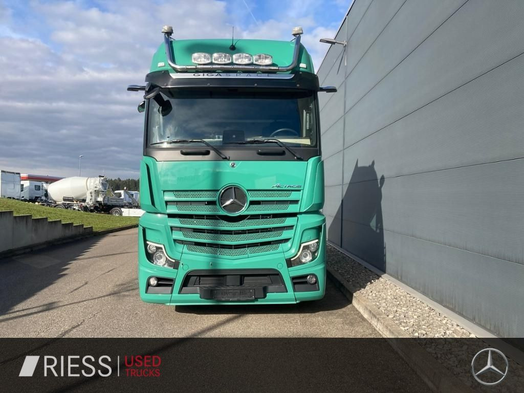 Mercedes-Benz 1853 LS Giga Space Alcoa Hydraulik BiXenon STH - Tractor head: gambar 5 Mercedes-Benz 1853 LS Giga Space Alcoa Hydraulik BiXenon STH - Tractor head: gambar 5