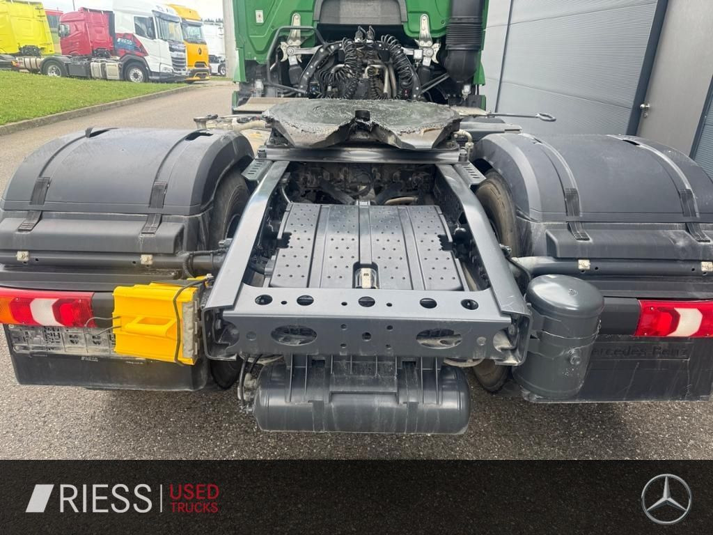 Mercedes-Benz Arocs 1851 HAD Retarder Navi STH AUT DynLicht - Tractor head: gambar 5 Mercedes-Benz Arocs 1851 HAD Retarder Navi STH AUT DynLicht - Tractor head: gambar 5