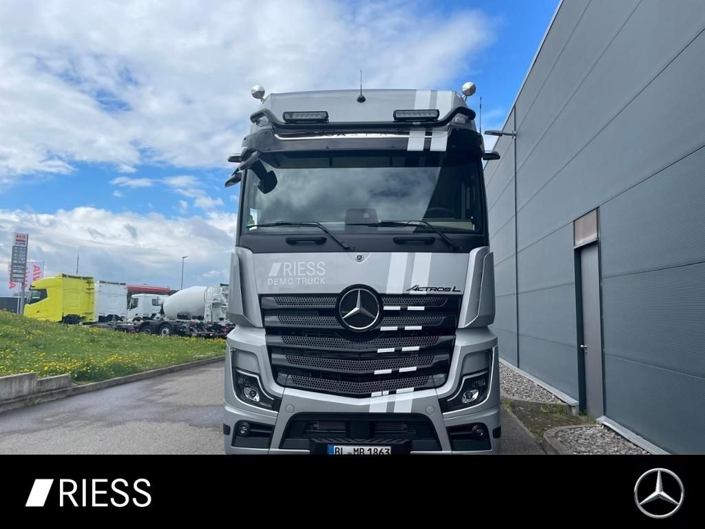 Mercedes-Benz Actros 1863 LS 4x2 - Truk: gambar 1 Mercedes-Benz Actros 1863 LS 4x2 - Truk: gambar 1