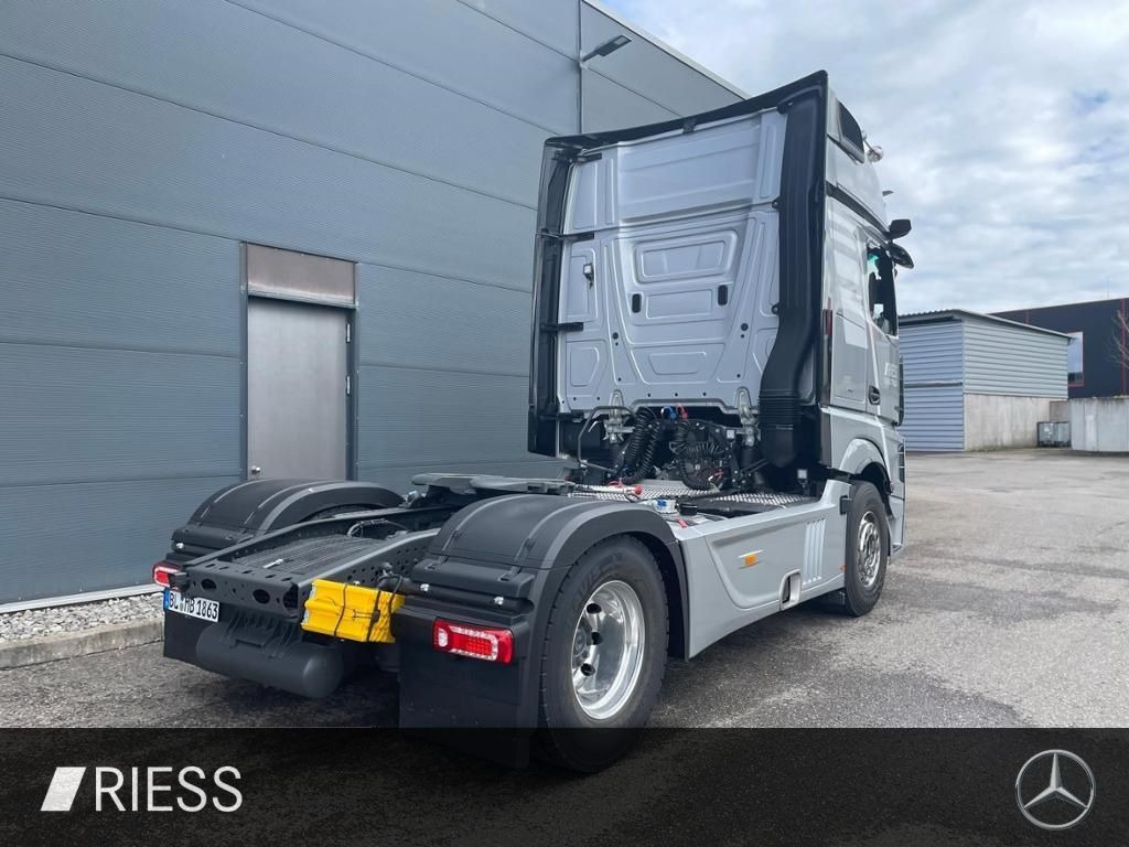 Mercedes-Benz Actros 1863 LS 4x2 - Truk: gambar 4 Mercedes-Benz Actros 1863 LS 4x2 - Truk: gambar 4