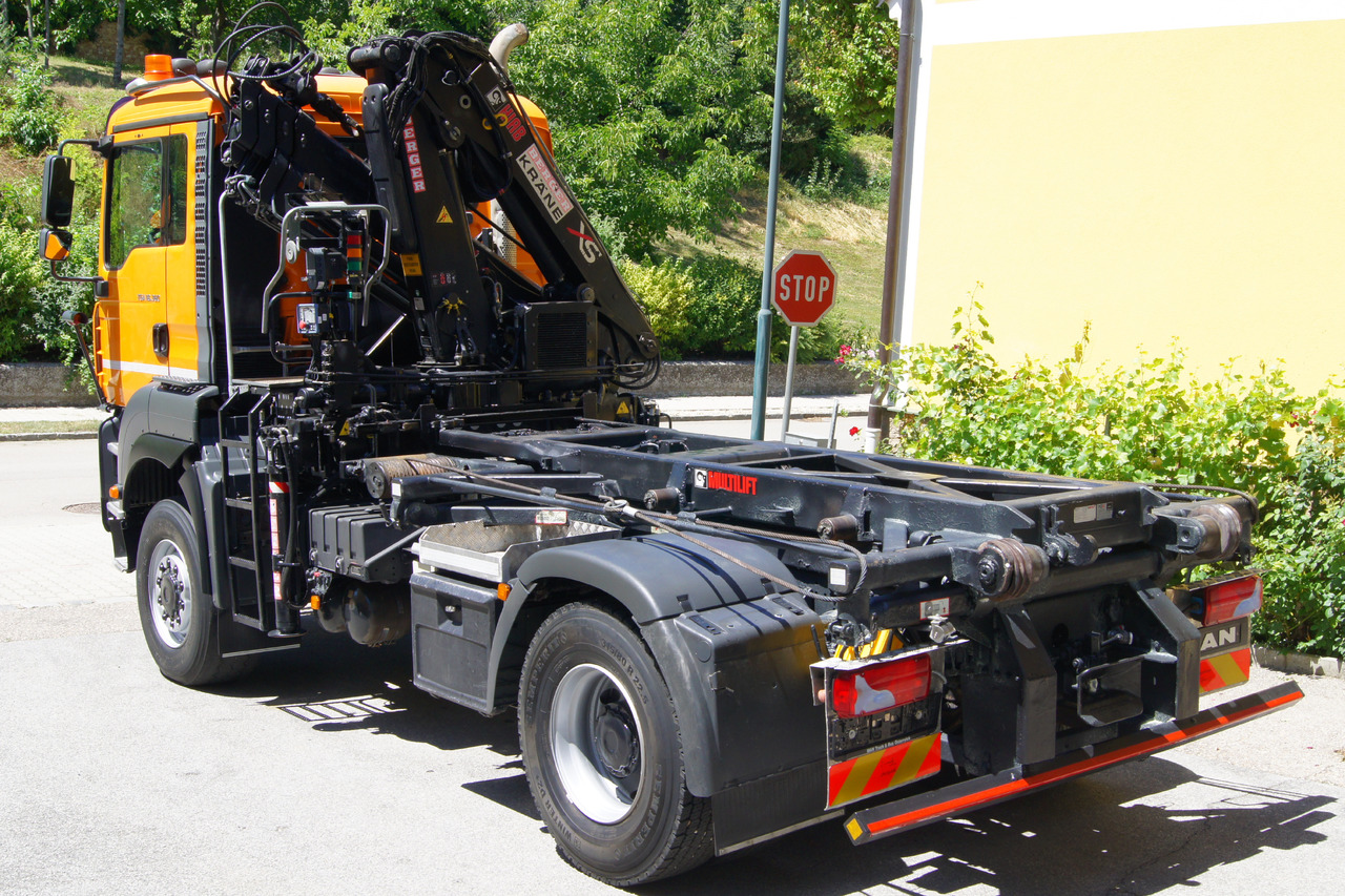 MAN TGA 18.360 BL 4x4/Euro4/TÜV/HIAB 111/MULTILIFT/Winterdienst - Truk pembawa sistem kabel, Truk derek: gambar 4 MAN TGA 18.360 BL 4x4/Euro4/TÜV/HIAB 111/MULTILIFT/Winterdienst - Truk pembawa sistem kabel, Truk derek: gambar 4